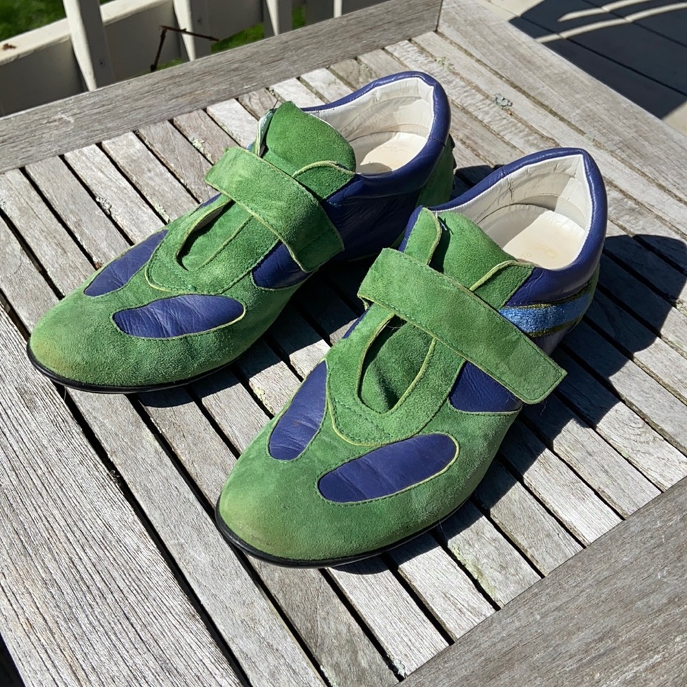 Women’s size 38 shoes